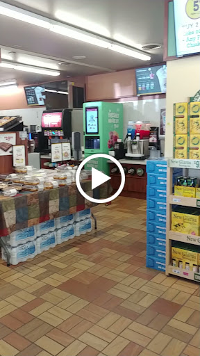 Convenience Store «Kwik Trip #643», reviews and photos, 1276 Crossing Meadows Dr, Onalaska, WI 54650, USA