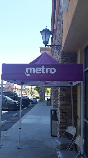 Cell Phone Store «MetroPCS Corporate Store», reviews and photos, 68 Rio Rancho Rd, Pomona, CA 91766, USA
