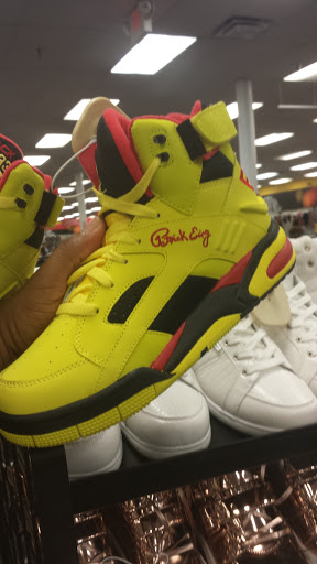 Clothing Store «Citi Trends», reviews and photos, 2525 E Hillsborough Ave #181, Tampa, FL 33610, USA