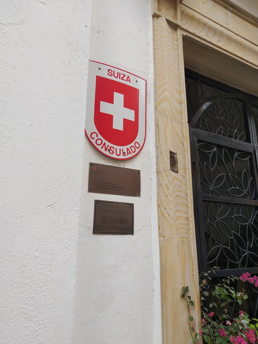consulado HONORARIO de SUIZA