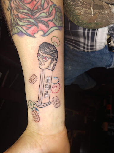 Tattoo Shop «Dead Gods Tattoo», reviews and photos, 11509 SW Pacific Hwy, Tigard, OR 97223, USA