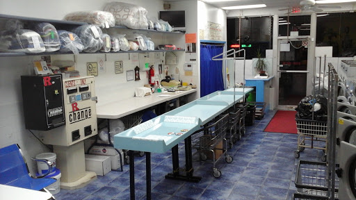 Laundromat «Lakewash Laundromat», reviews and photos, 410 Raritan Ave, Highland Park, NJ 08904, USA