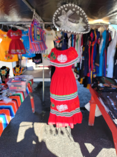 Flea Market «Collingwood Auction & Flea Market», reviews and photos, 1350 NJ-33, Farmingdale, NJ 07727, USA