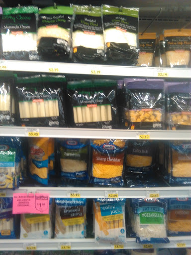 Grocery Store «Fareway Grocery», reviews and photos, 2100 Cedar Plaza Dr, Muscatine, IA 52761, USA