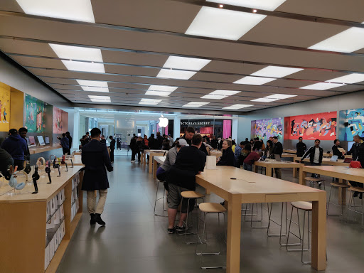 Computer Store «Apple King of Prussia», reviews and photos, 160 N Gulph Rd, King of Prussia, PA 19406, USA