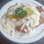 Photo n°1 de l'avis de Poki. fait le 03/05/2024 à 10:03 sur le  Wisseler Schnitzelhäuschen à Kalkar