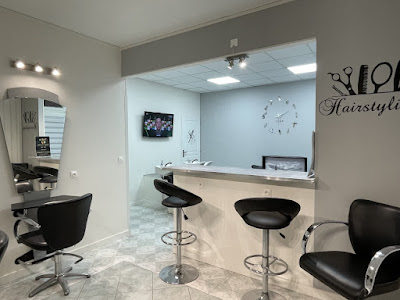 LE SALON BY SOUAD à Fréjus