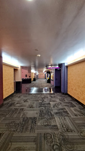 Movie Theater «Regal Cinemas Modesto 10», reviews and photos, 3969 McHenry Ave, Modesto, CA 95356, USA