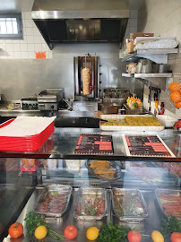 Photos du propriétaire du Restaurant de döner kebab ATOM kebab à Bordeaux - n°8