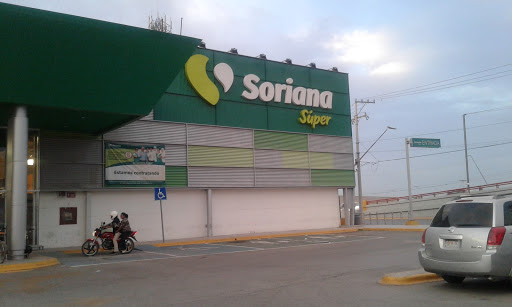 Soriana Súper La Aurora