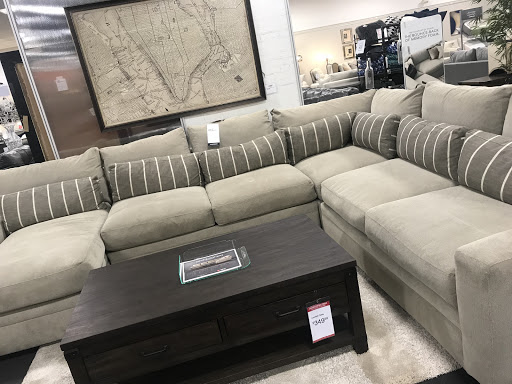 Furniture Store «Value City Furniture», reviews and photos, 8310 S Cicero Ave, Burbank, IL 60459, USA