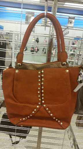 Clothing Store «Ross Dress for Less», reviews and photos, 835 Cortez Rd W, Bradenton, FL 34207, USA