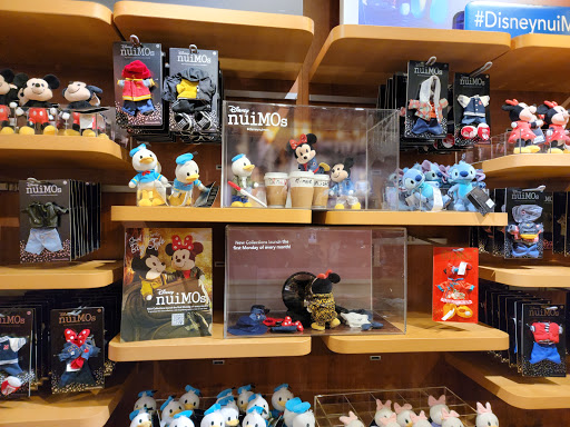 Toy Store «Disney Store», reviews and photos, 7875 Montgomery Rd, Cincinnati, OH 45236, USA