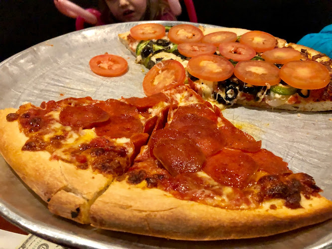 #1 best pizza place in Lake Oswego - Flying Pie Pizzeria