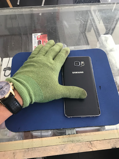 Computer Store «SMARTFIXTRONICS, Computer Phone Repair & SIM card Services.», reviews and photos, 7135 Collins Ave, Miami Beach, FL 33141, USA