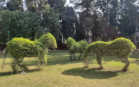 Topiary Park image