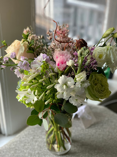 Florist «Halsted Flowers, LLC», reviews and photos, 2725 N Halsted St, Chicago, IL 60614, USA