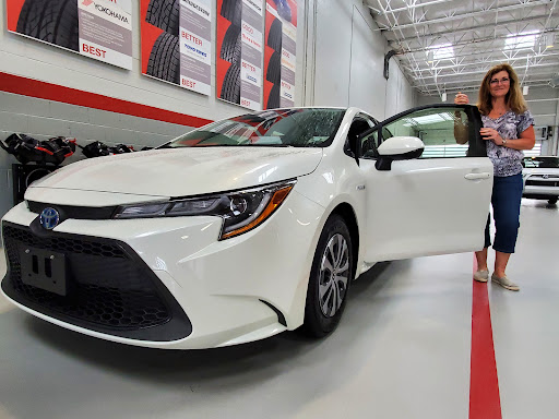 Toyota Dealer «Sunrise Toyota», reviews and photos, 3984 Sunrise Hwy, Oakdale, NY 11769, USA