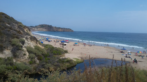 Shopping Mall «Crystal Cove Shopping Center», reviews and photos, 7845-8085 East Coast Hwy, Newport Beach, CA 92657, USA