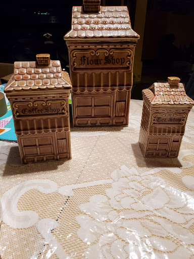 Pawn Shop «We Buy Your Stuff», reviews and photos, 1505 MacDade Boulevard, Folsom, PA 19033, USA