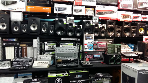 Sound stores Montreal