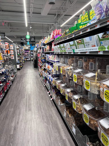 Pet Supply Store «Pet Supplies Plus», reviews and photos, 5348 Dixie Hwy, Waterford Twp, MI 48329, USA