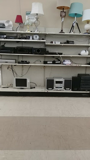Thrift Store «Goodwill Store and Donation Center», reviews and photos, 6929 J.F.K. Blvd # 112, North Little Rock, AR 72116, USA