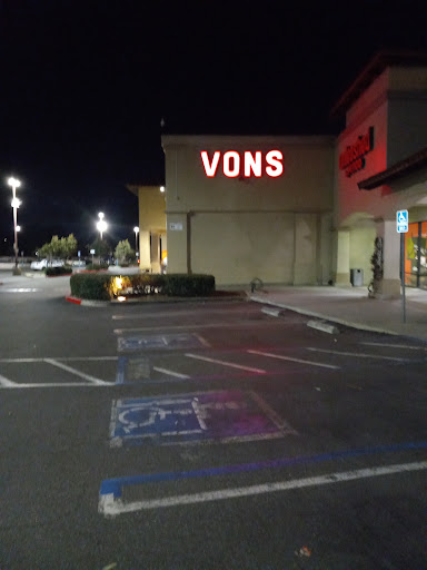 Grocery Store «Vons», reviews and photos, 16830 San Fernando Mission Blvd, Granada Hills, CA 91344, USA