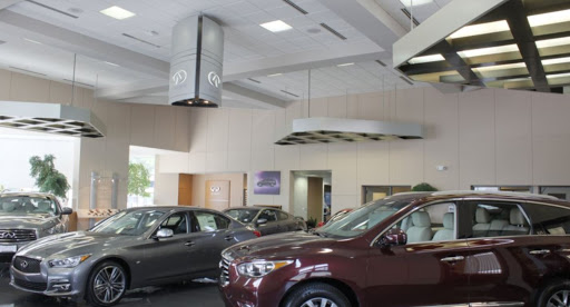 Infiniti Dealer «Plaza Infiniti», reviews and photos, 755 N New Ballas Rd, Creve Coeur, MO 63141, USA