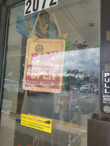 Tobacco Shop «Vape & Smoke Shop - Pines», reviews and photos, 2072 N University Dr, Pembroke Pines, FL 33024, USA