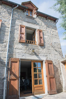 Gîtes de France 2 épis 4 pers au Fau de Peyre à Peyre en Aubrac