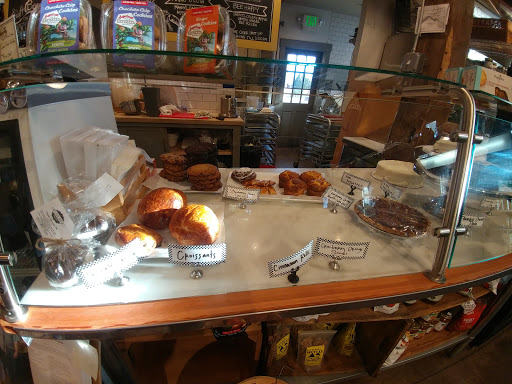 General Store «JJ Hapgood General Store & Eatery», reviews and photos, 305 Main St, Peru, VT 05152, USA