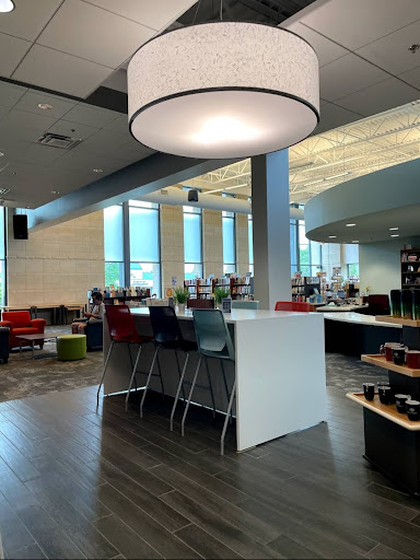 Christian Book Store «Baker Book House Co», reviews and photos, 2768 E Paris Ave SE, Grand Rapids, MI 49546, USA