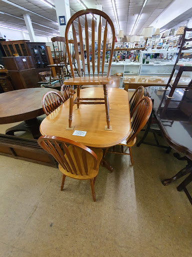 Thrift Store «Good Samaritan Thrift Store», reviews and photos, 4680 N Southside Plaza St, Richmond, VA 23224, USA