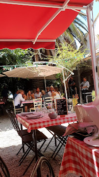 Atmosphère du Restaurant français Chez Bob à Arles - n°18
