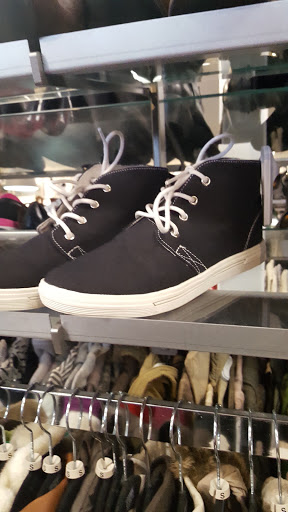 Clothing Store «Uptown Cheapskate», reviews and photos, 62 N 600 W, American Fork, UT 84003, USA