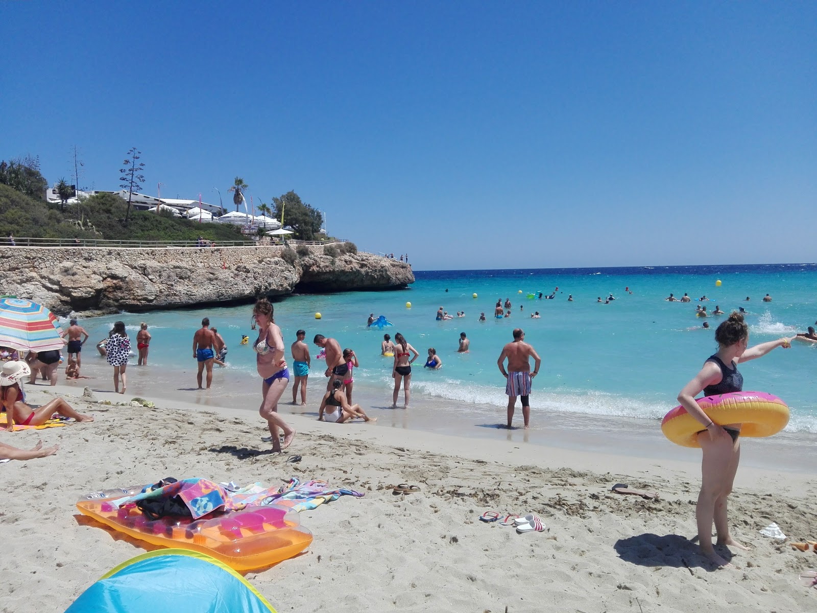 Fotografie cu Plaja Cala Domingos - recomandat pentru călătorii în familie cu copii