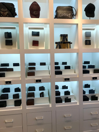 Store «Coach», reviews and photos, 8375 Arroyo Cir A059, Gilroy, CA 95020, USA