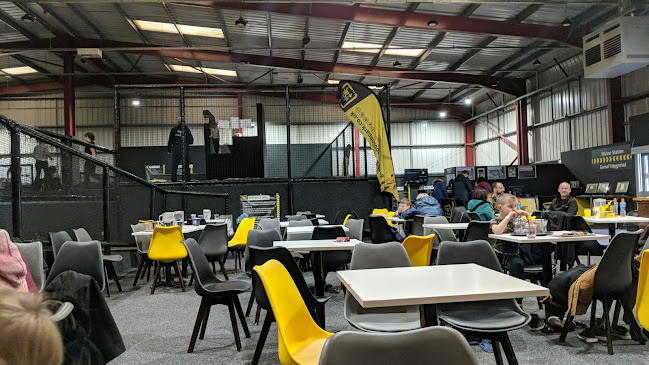 Comments and reviews of BUZZ Trampoline Park