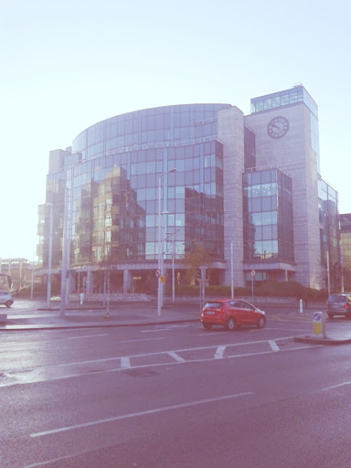 UniCredit Bank Ireland plc