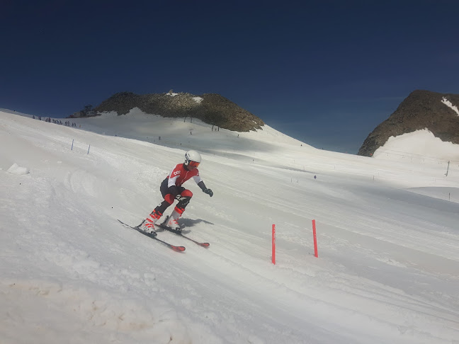 Szkoła Narciarska Kuliń-ski - Szkoła nauki jazdy