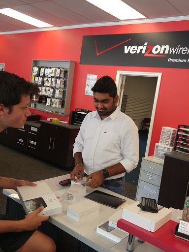 Cell Phone Store «TCC, Verizon Wireless Premium Retailer», reviews and photos, 1141 Northern Blvd, Clarks Summit, PA 18411, USA