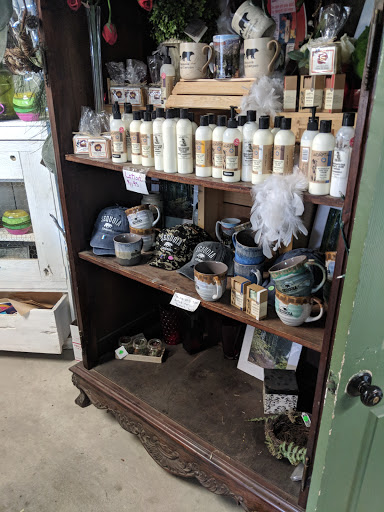 Florist «Sequoia Flowers Produce & More», reviews and photos, 20940 Ave 296, Exeter, CA 93221, USA