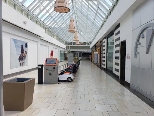 Eye Care Center «LensCrafters», reviews and photos, 6000 W Markham St, Little Rock, AR 72205, USA