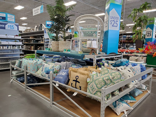 Home Goods Store «At Home», reviews and photos, 5000 S Arizona Mills Cir #313, Tempe, AZ 85282, USA