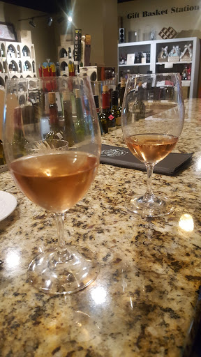 Wine Bar «WineStyles of Johnston», reviews and photos, 8460 Birchwood Ct #500, Johnston, IA 50131, USA