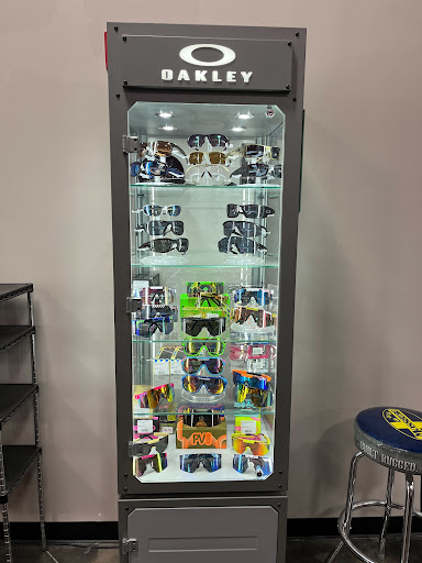 Outdoor Sports Store «Webyshops», reviews and photos, 805 Avenue H E #501B, Arlington, TX 76011, USA