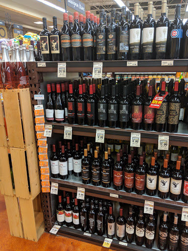 Grocery Store «Fresh Thyme Farmers Market- Mt. Prospect», reviews and photos, 211 W Rand Rd, Mt Prospect, IL 60056, USA