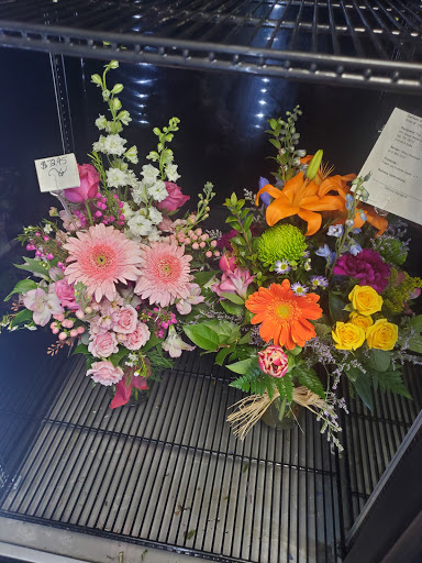 Florist «Plantiques Flowers by Brenda Fry», reviews and photos, 30131 Bulverde Ln, Bulverde, TX 78163, USA