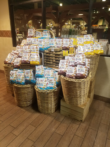 Grocery Store «The Fresh Market», reviews and photos, 1635 Perry Hill Rd, Montgomery, AL 36106, USA